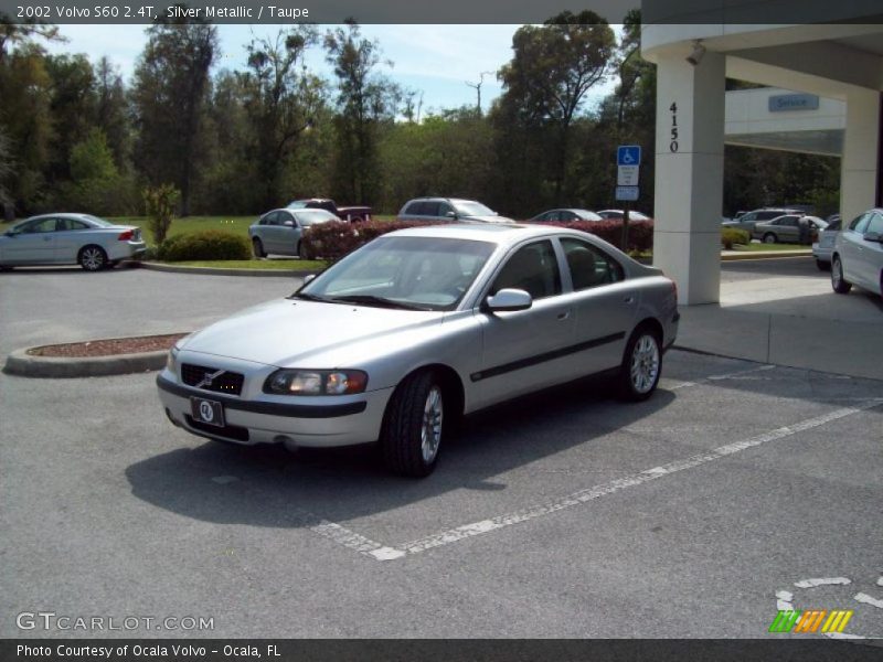 Silver Metallic / Taupe 2002 Volvo S60 2.4T