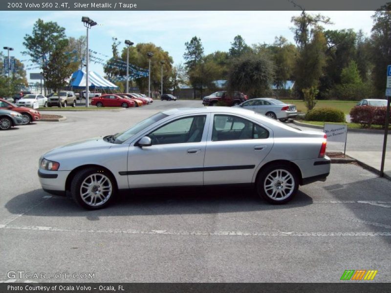 Silver Metallic / Taupe 2002 Volvo S60 2.4T