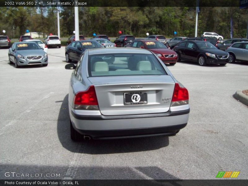 Silver Metallic / Taupe 2002 Volvo S60 2.4T