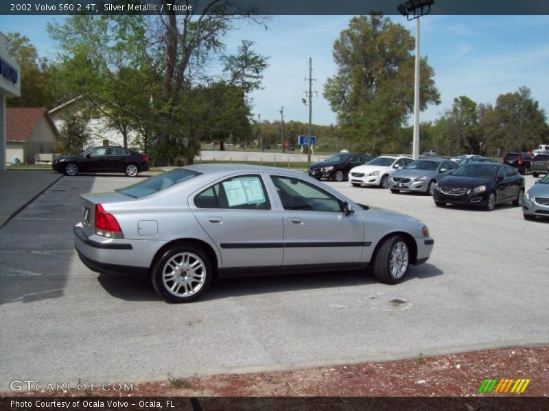 Silver Metallic / Taupe 2002 Volvo S60 2.4T