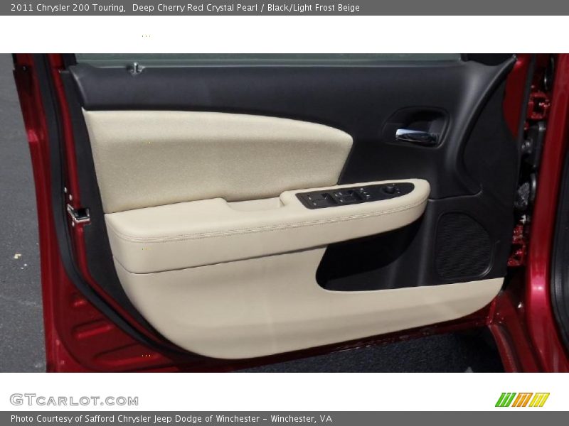 Door Panel of 2011 200 Touring