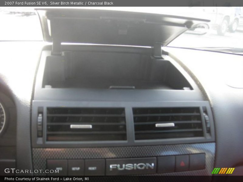 Silver Birch Metallic / Charcoal Black 2007 Ford Fusion SE V6