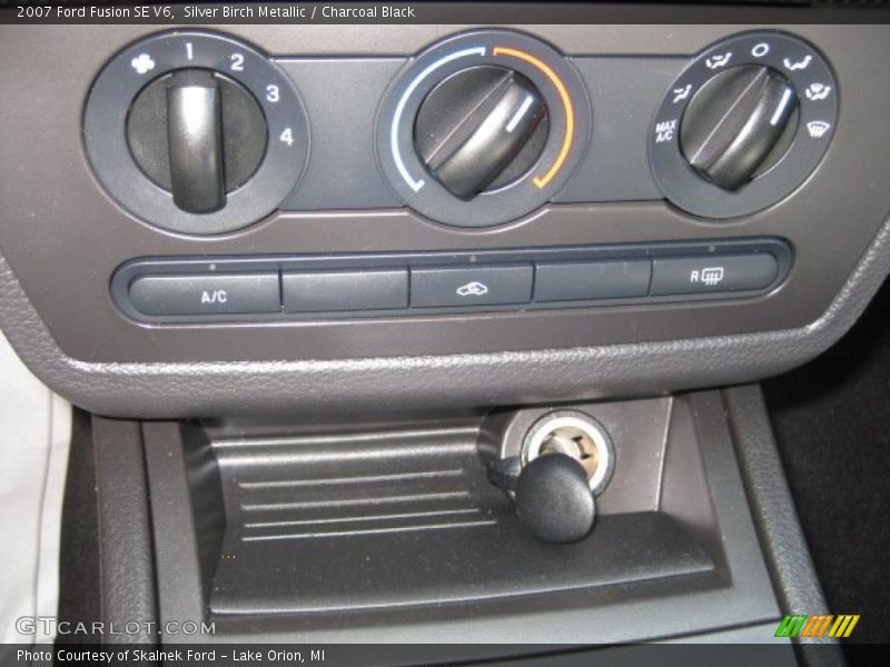 Silver Birch Metallic / Charcoal Black 2007 Ford Fusion SE V6