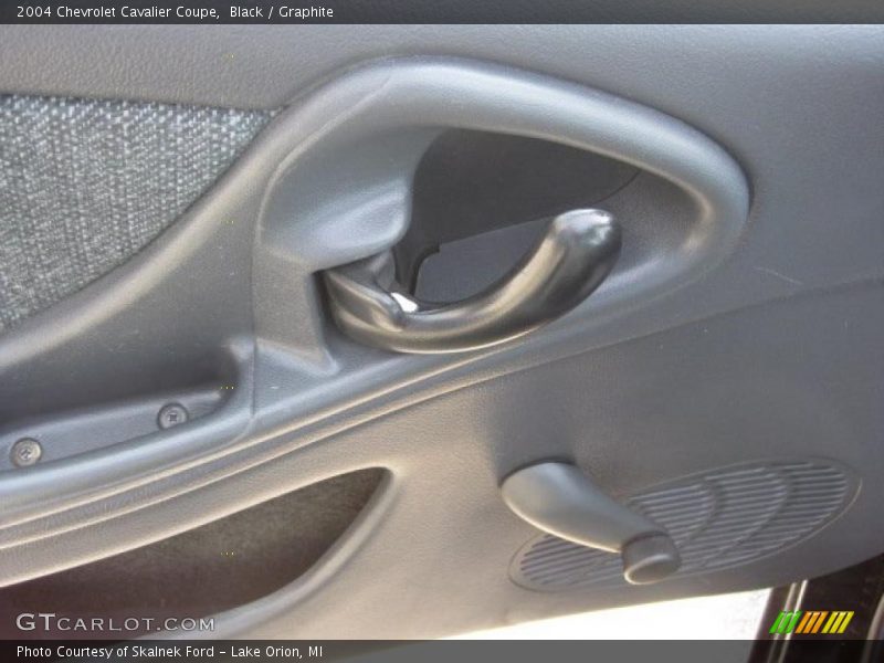 Black / Graphite 2004 Chevrolet Cavalier Coupe