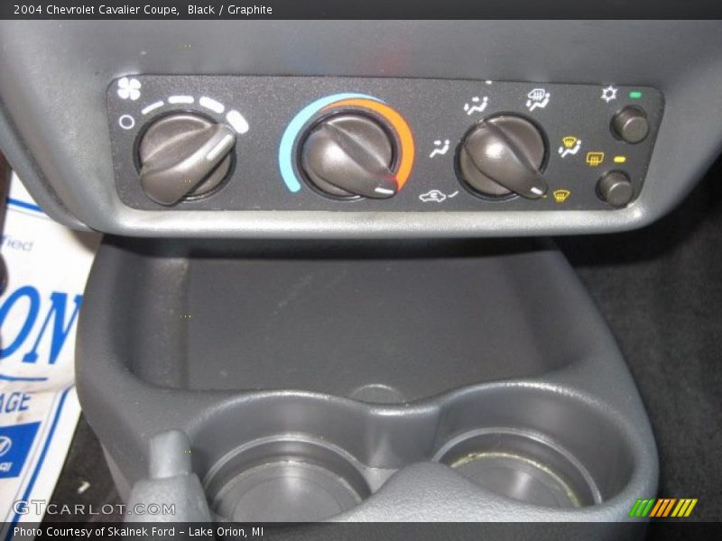 Black / Graphite 2004 Chevrolet Cavalier Coupe