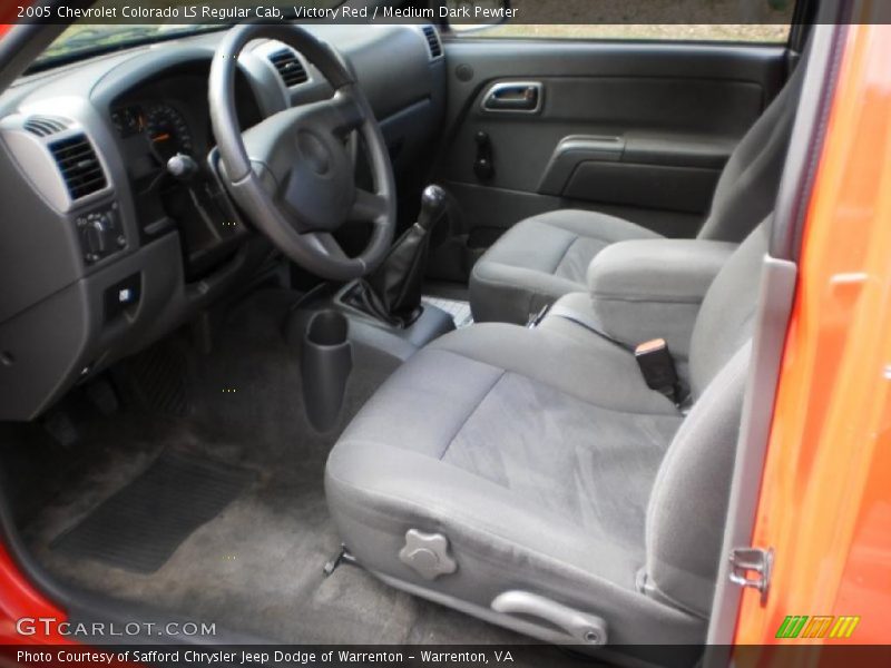 Victory Red / Medium Dark Pewter 2005 Chevrolet Colorado LS Regular Cab