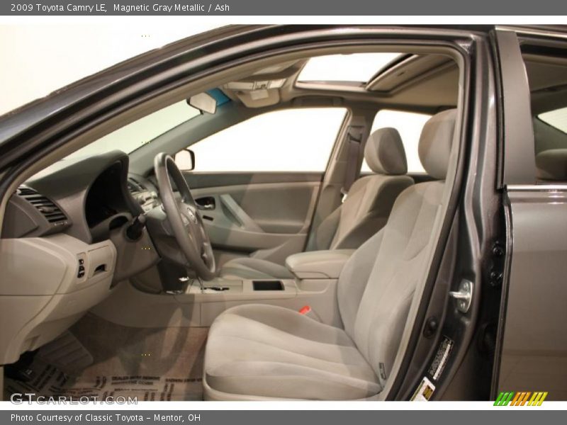 Magnetic Gray Metallic / Ash 2009 Toyota Camry LE