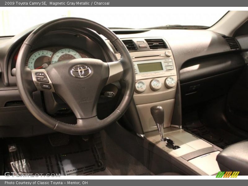 Magnetic Gray Metallic / Charcoal 2009 Toyota Camry SE