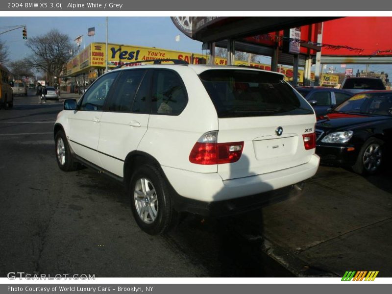 Alpine White / Grey 2004 BMW X5 3.0i