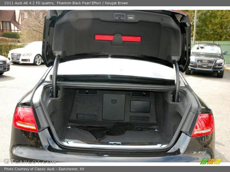  2011 A8 4.2 FSI quattro Trunk