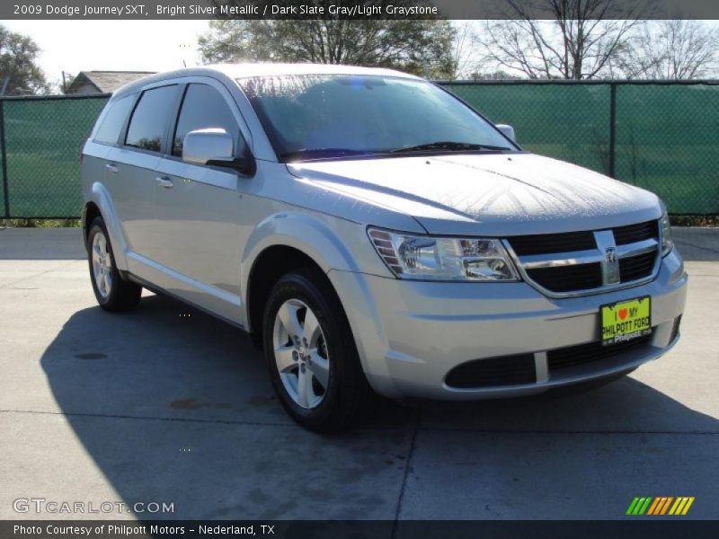 Bright Silver Metallic / Dark Slate Gray/Light Graystone 2009 Dodge Journey SXT
