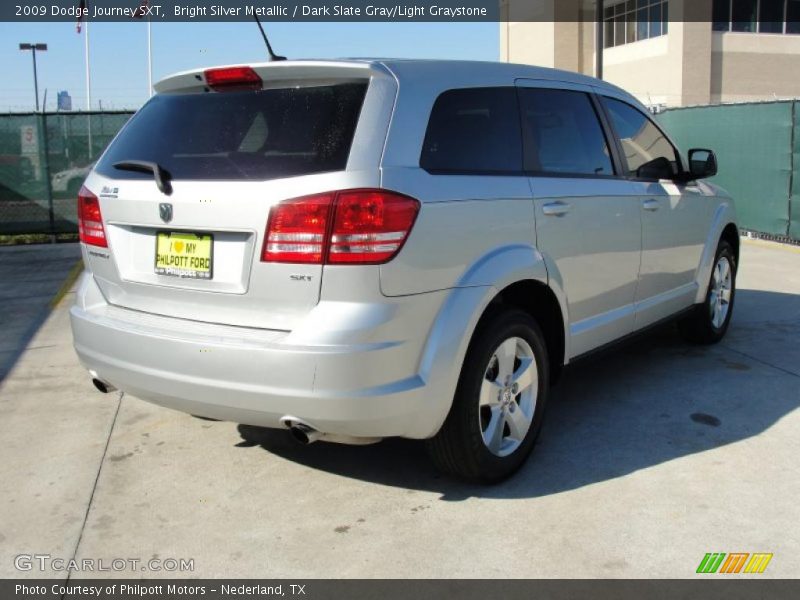 Bright Silver Metallic / Dark Slate Gray/Light Graystone 2009 Dodge Journey SXT