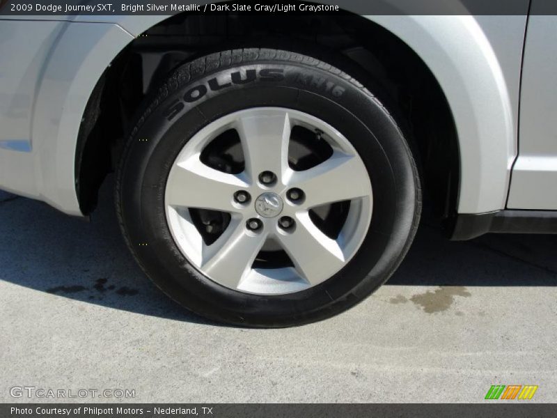 Bright Silver Metallic / Dark Slate Gray/Light Graystone 2009 Dodge Journey SXT