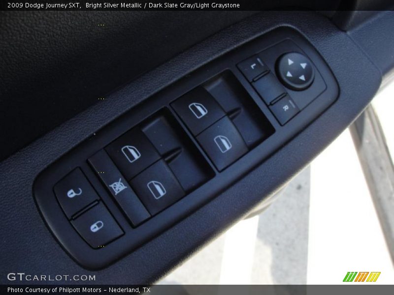 Bright Silver Metallic / Dark Slate Gray/Light Graystone 2009 Dodge Journey SXT
