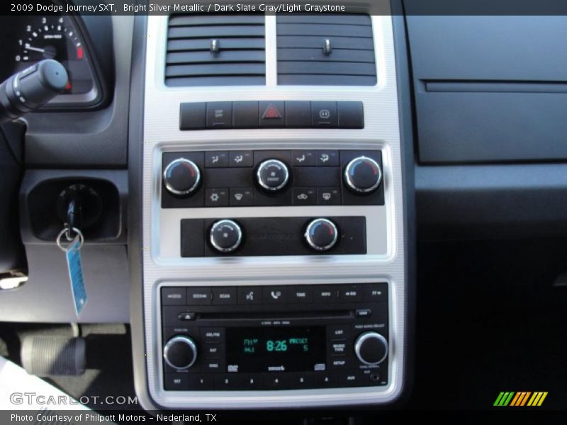 Bright Silver Metallic / Dark Slate Gray/Light Graystone 2009 Dodge Journey SXT