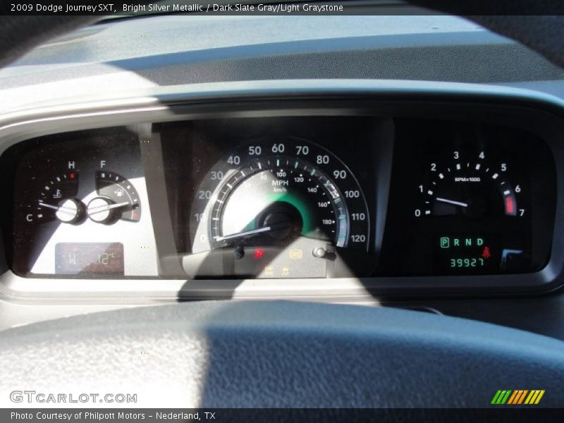 Bright Silver Metallic / Dark Slate Gray/Light Graystone 2009 Dodge Journey SXT