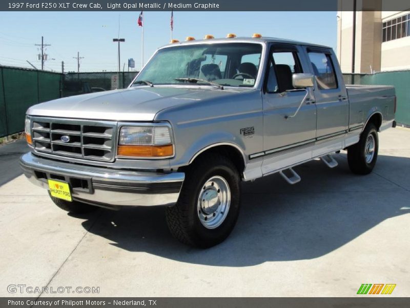 Light Opal Metallic / Medium Graphite 1997 Ford F250 XLT Crew Cab