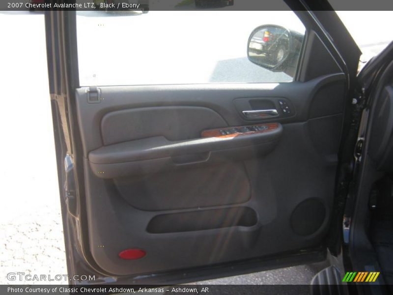 Black / Ebony 2007 Chevrolet Avalanche LTZ