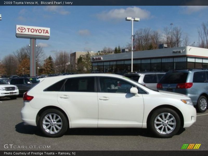 Blizzard Pearl / Ivory 2009 Toyota Venza I4
