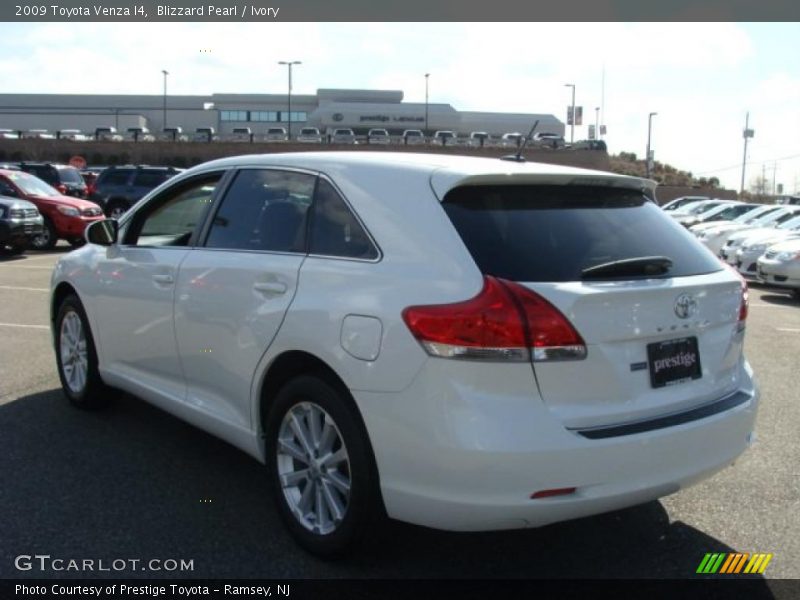 Blizzard Pearl / Ivory 2009 Toyota Venza I4