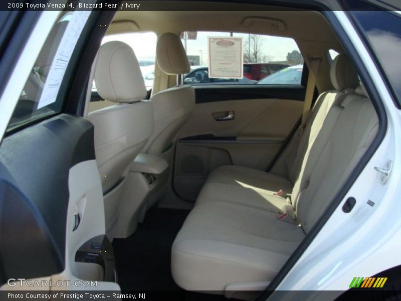  2009 Venza I4 Ivory Interior