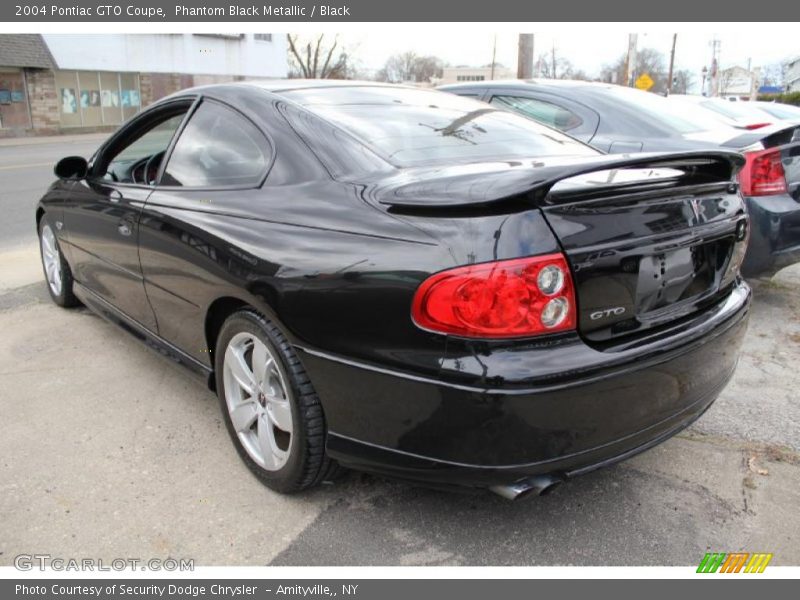 Phantom Black Metallic / Black 2004 Pontiac GTO Coupe