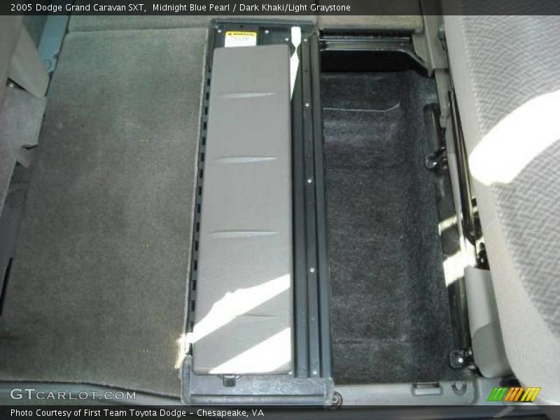 Midnight Blue Pearl / Dark Khaki/Light Graystone 2005 Dodge Grand Caravan SXT