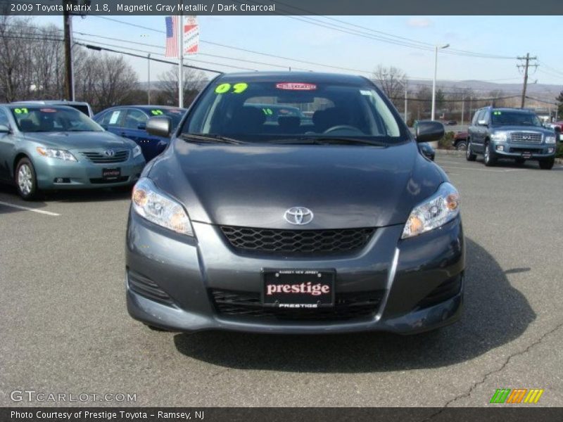 Magnetic Gray Metallic / Dark Charcoal 2009 Toyota Matrix 1.8
