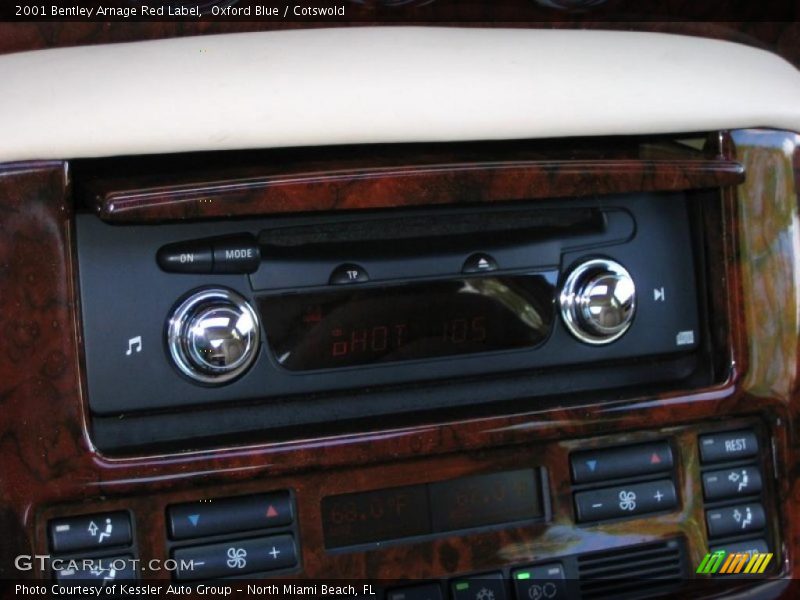 Controls of 2001 Arnage Red Label