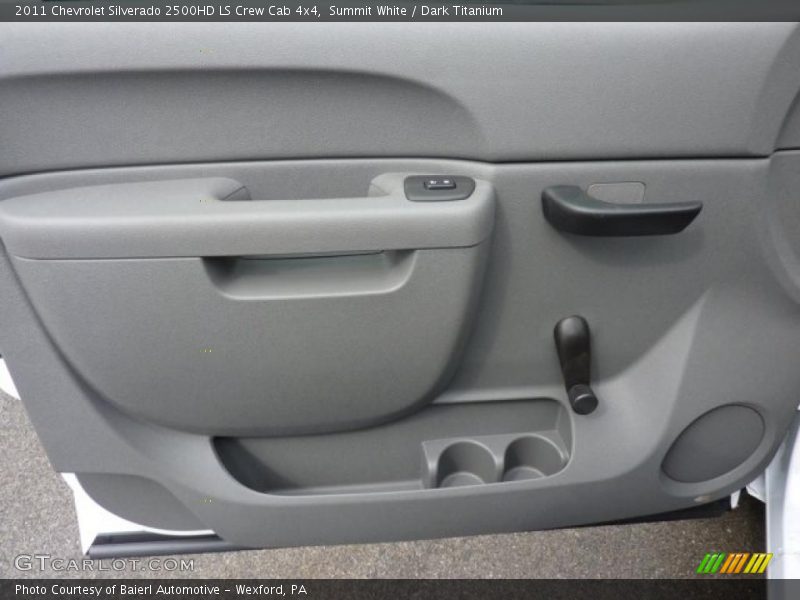 Door Panel of 2011 Silverado 2500HD LS Crew Cab 4x4
