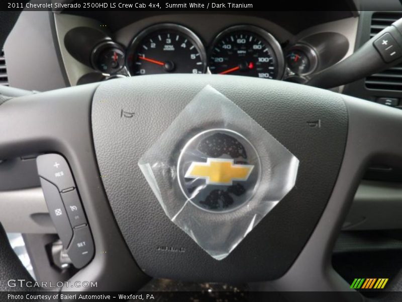 Summit White / Dark Titanium 2011 Chevrolet Silverado 2500HD LS Crew Cab 4x4