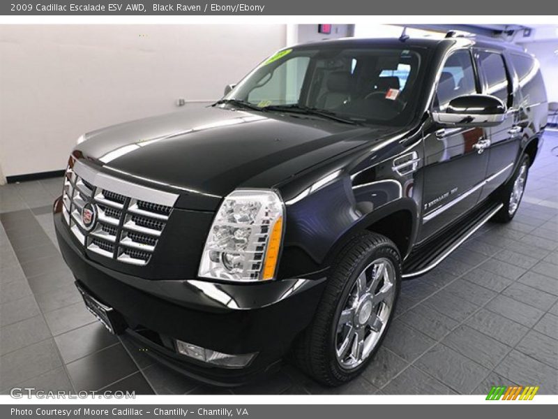 Front 3/4 View of 2009 Escalade ESV AWD