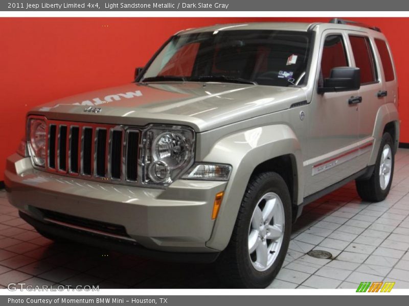 Light Sandstone Metallic / Dark Slate Gray 2011 Jeep Liberty Limited 4x4