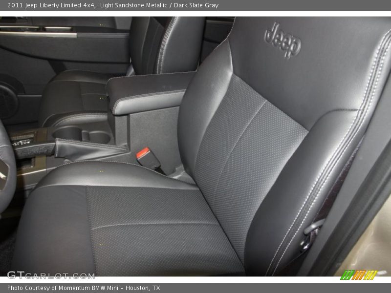 Light Sandstone Metallic / Dark Slate Gray 2011 Jeep Liberty Limited 4x4