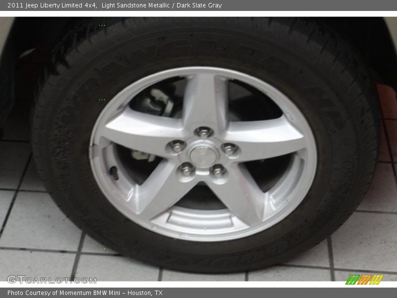 Light Sandstone Metallic / Dark Slate Gray 2011 Jeep Liberty Limited 4x4