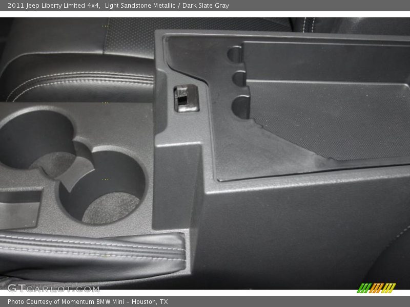 Light Sandstone Metallic / Dark Slate Gray 2011 Jeep Liberty Limited 4x4