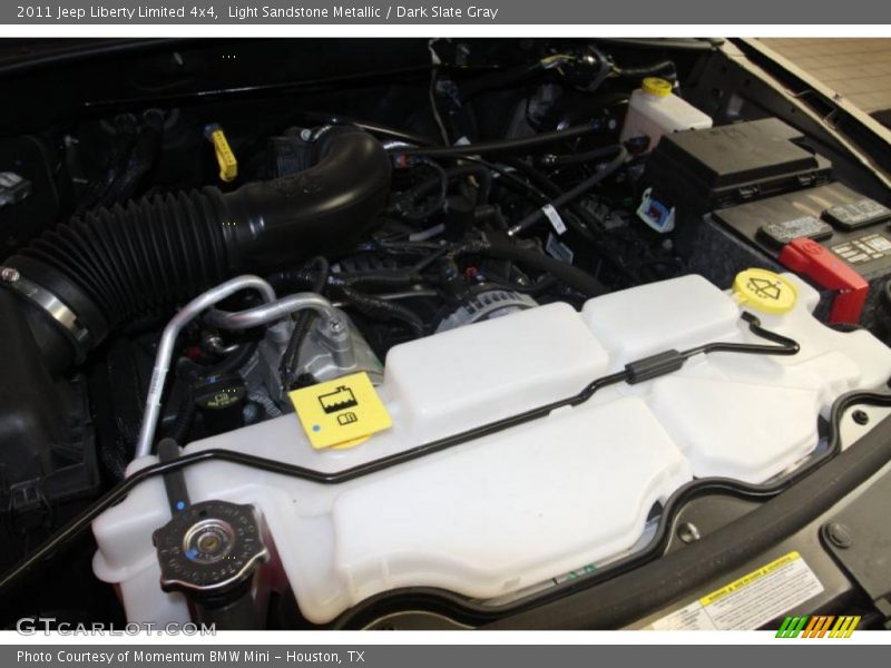 Light Sandstone Metallic / Dark Slate Gray 2011 Jeep Liberty Limited 4x4