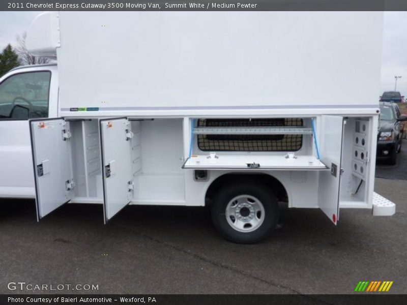 Summit White / Medium Pewter 2011 Chevrolet Express Cutaway 3500 Moving Van