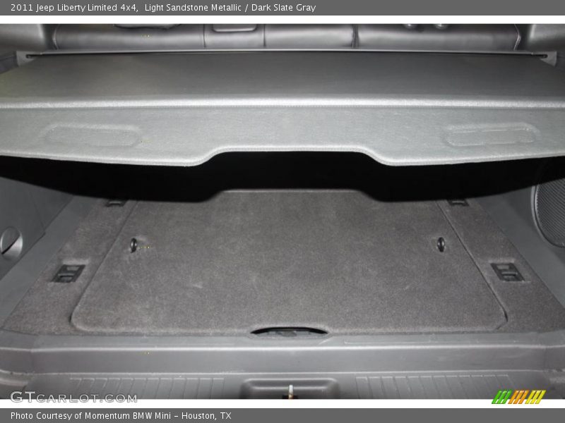 Light Sandstone Metallic / Dark Slate Gray 2011 Jeep Liberty Limited 4x4