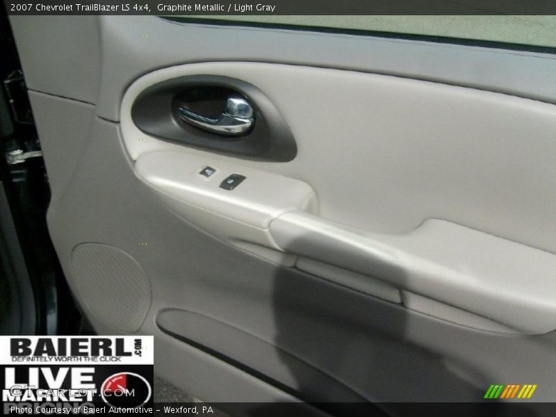 Graphite Metallic / Light Gray 2007 Chevrolet TrailBlazer LS 4x4