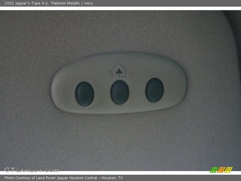 Controls of 2002 S-Type 4.0