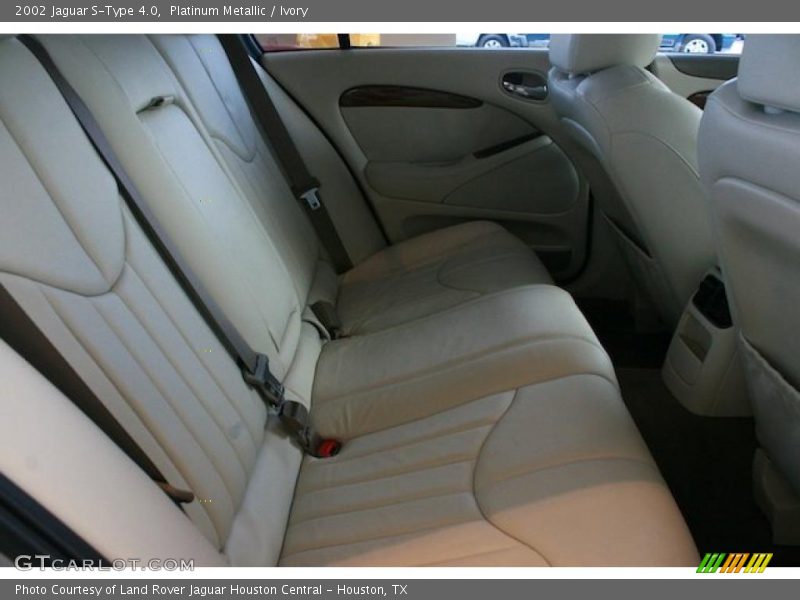 Platinum Metallic / Ivory 2002 Jaguar S-Type 4.0