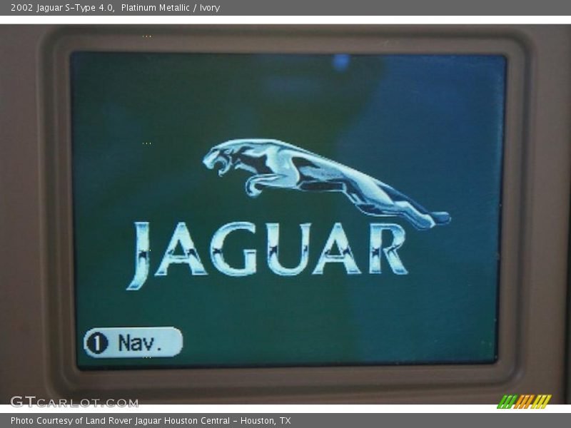 Platinum Metallic / Ivory 2002 Jaguar S-Type 4.0