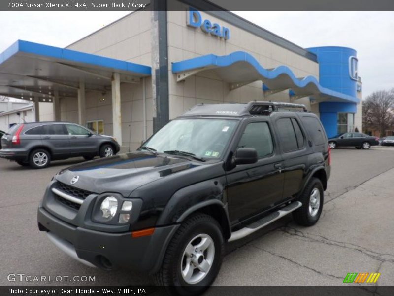 Super Black / Gray 2004 Nissan Xterra XE 4x4