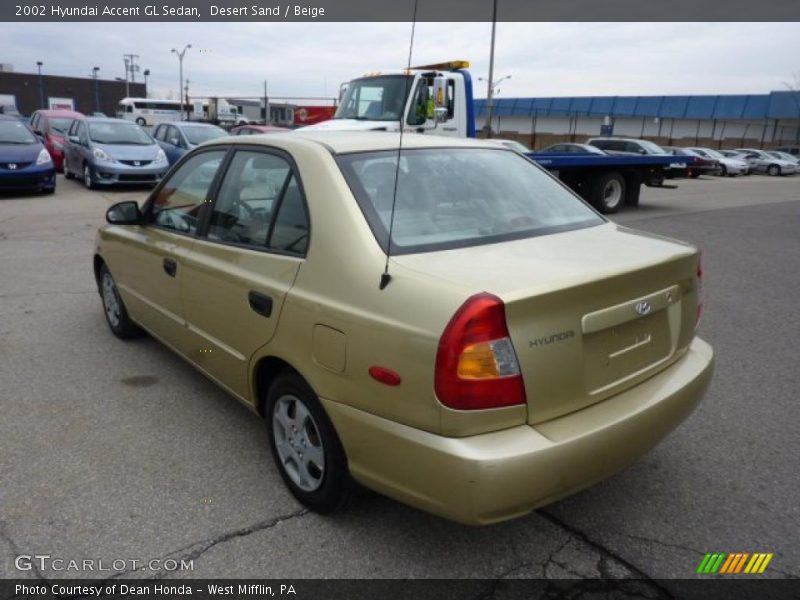 Desert Sand / Beige 2002 Hyundai Accent GL Sedan