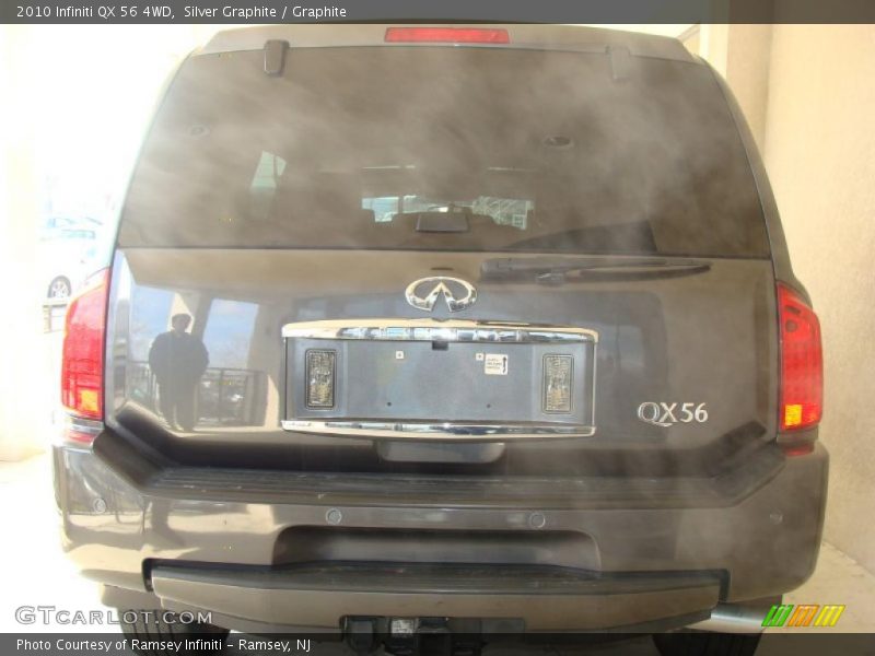 Silver Graphite / Graphite 2010 Infiniti QX 56 4WD