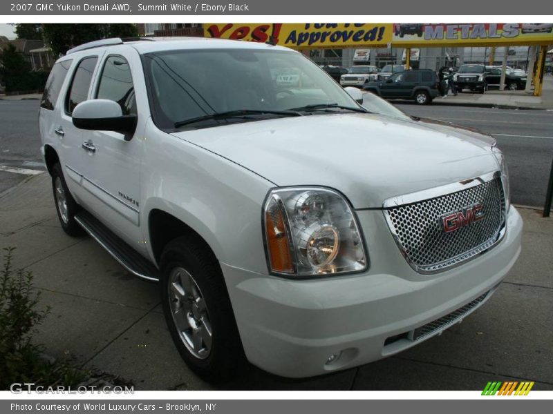 Summit White / Ebony Black 2007 GMC Yukon Denali AWD