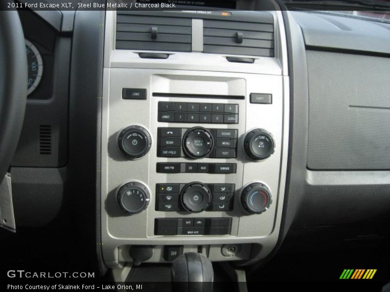 Controls of 2011 Escape XLT