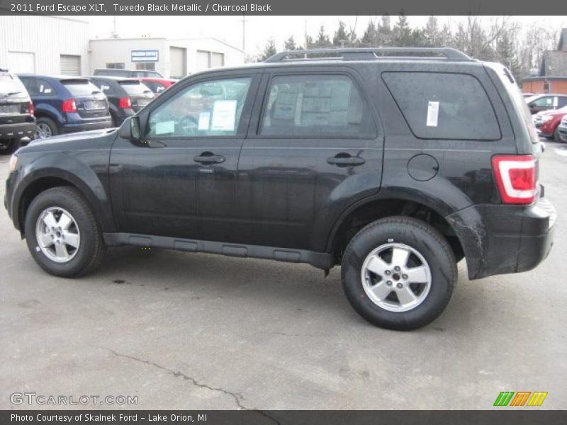 Tuxedo Black Metallic / Charcoal Black 2011 Ford Escape XLT