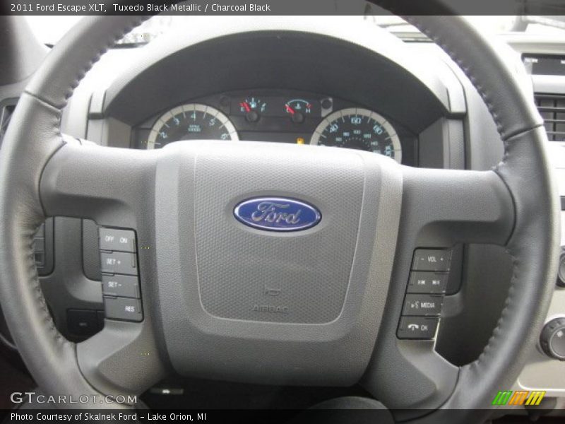 Tuxedo Black Metallic / Charcoal Black 2011 Ford Escape XLT